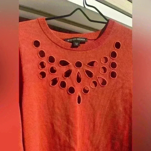 Boston Proper Medium Long Sleeve Top - Picture 4 of 7